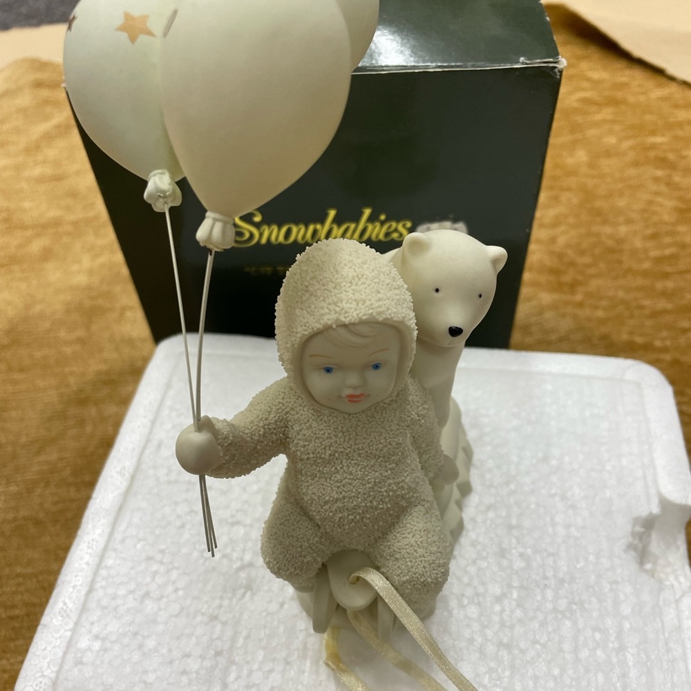 Department 56 “Off to a good start Start”
Vintage 2000 snow baby